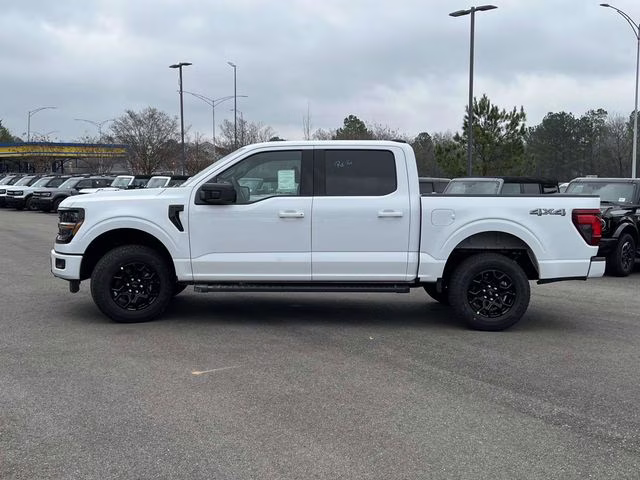 2026 Oxford White Ford F-150 XLT 4X4 Truck