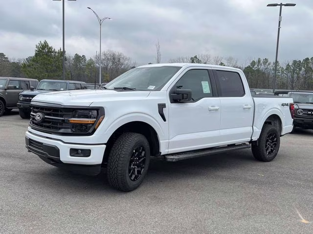 2026 Oxford White Ford F-150 XLT 4X4 Truck