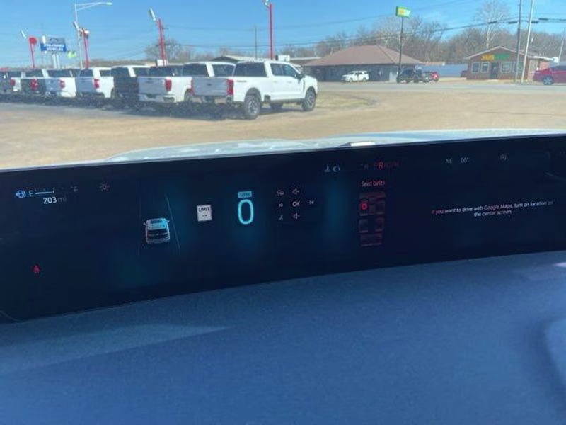 2026 Glacier Gray Metallic Tri-Coat Ford Expedition Active 4X4 SUV