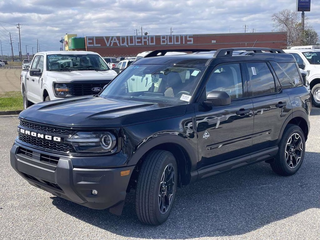 2026 Shadow Black Ford Bronco Sport Outer Banks 4X4 SUV