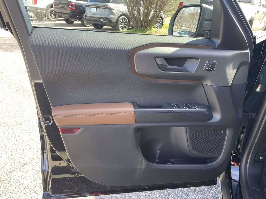 2026 Shadow Black Ford Bronco Sport Outer Banks 4X4 SUV