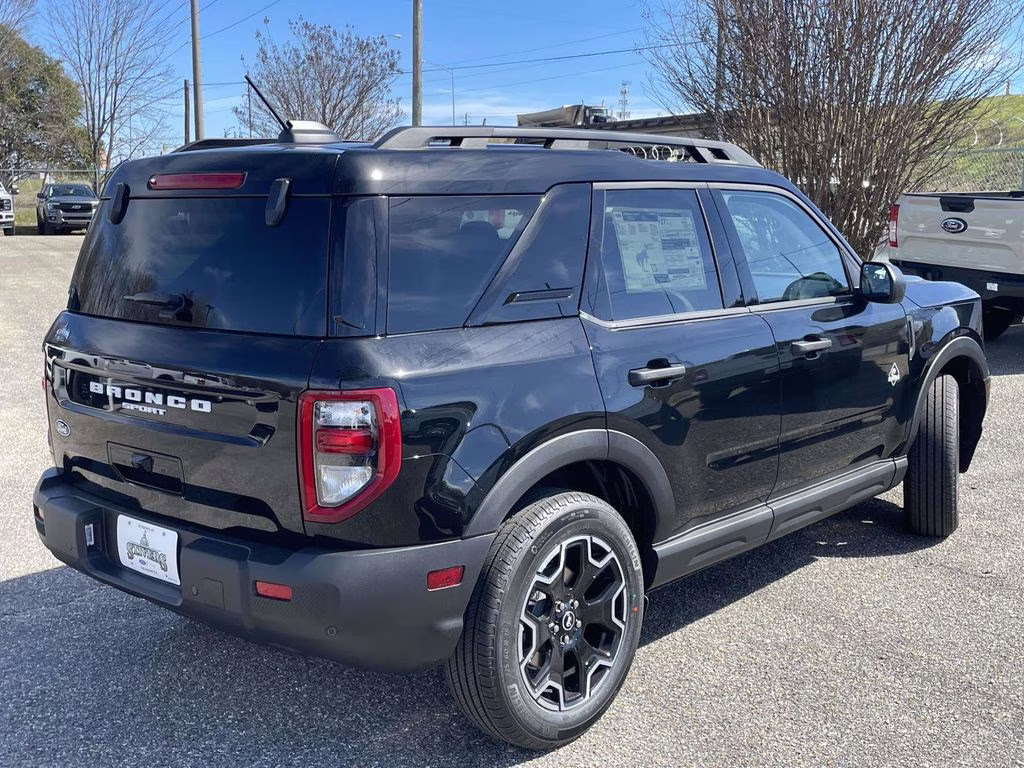 2026 Shadow Black Ford Bronco Sport Outer Banks 4X4 SUV