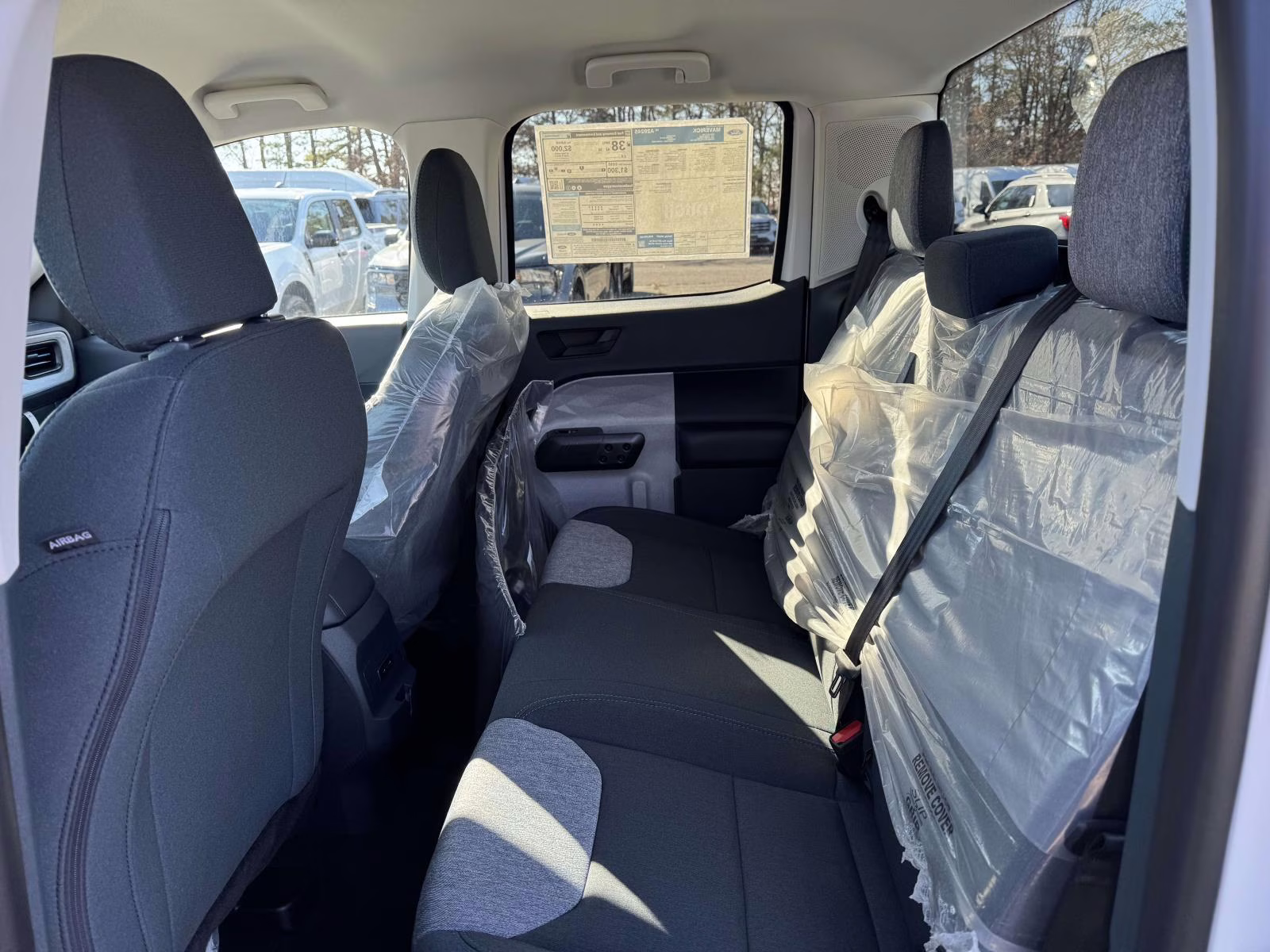 2026 Oxford White Ford Maverick XLT FWD SuperCrew FWD Truck