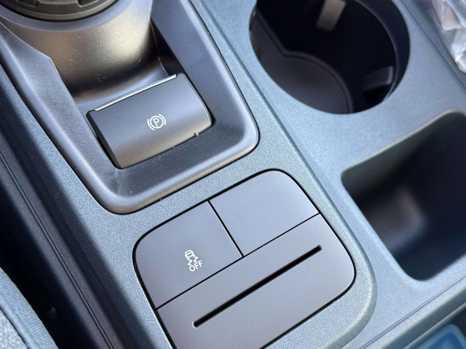 2026 Oxford White Ford Maverick XLT FWD SuperCrew FWD Truck