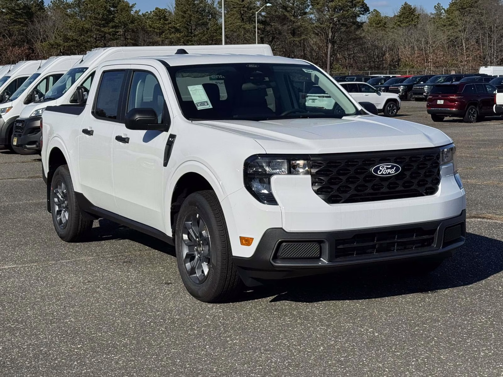 2026 Oxford White Ford Maverick XLT FWD SuperCrew FWD Truck