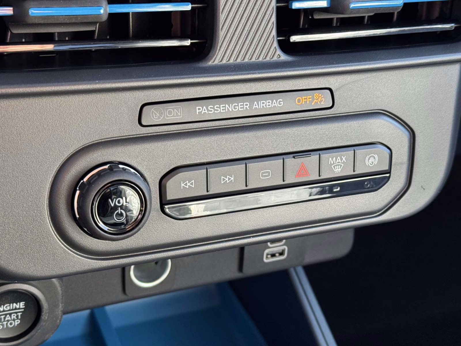 2026 Azure Gray Metallic Tri-Coat Ford Maverick XLT FWD SuperCrew FWD Truck