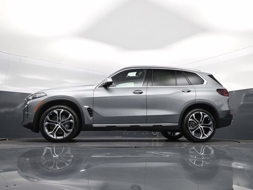 2026 Skyscraper Grey Metallic BMW X5 sDrive40i RWD SUV