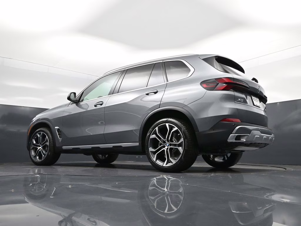 2026 Skyscraper Grey Metallic BMW X5 sDrive40i RWD SUV