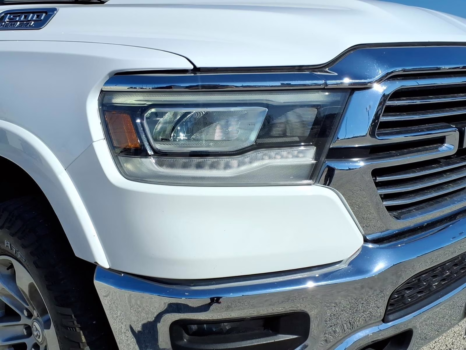 2020 Bright White Clearcoat Ram 1500 Laramie 4X4 Truck