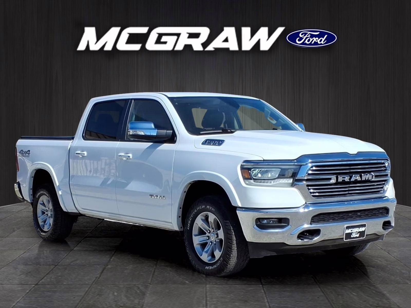 2020 Bright White Clearcoat Ram 1500 Laramie 4X4 Truck