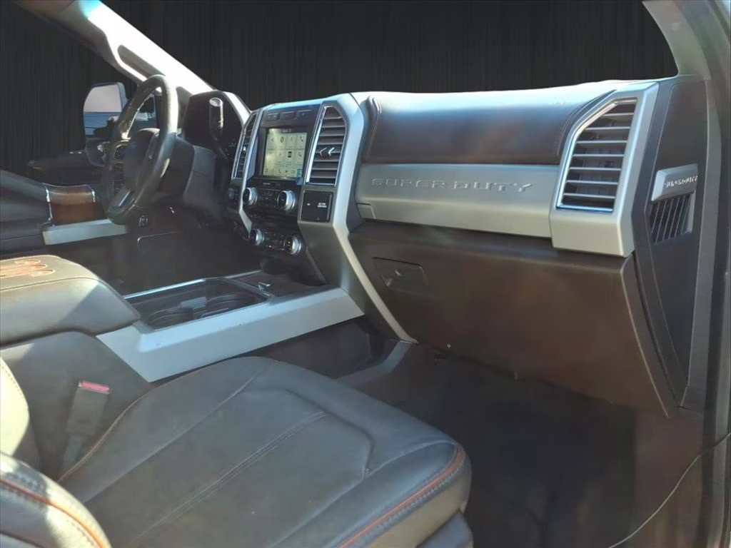 2017 White Platinum Ford Super Duty F-250 SRW King Ranch 4X4 Truck