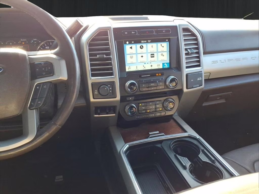 2017 White Platinum Ford Super Duty F-250 SRW King Ranch 4X4 Truck