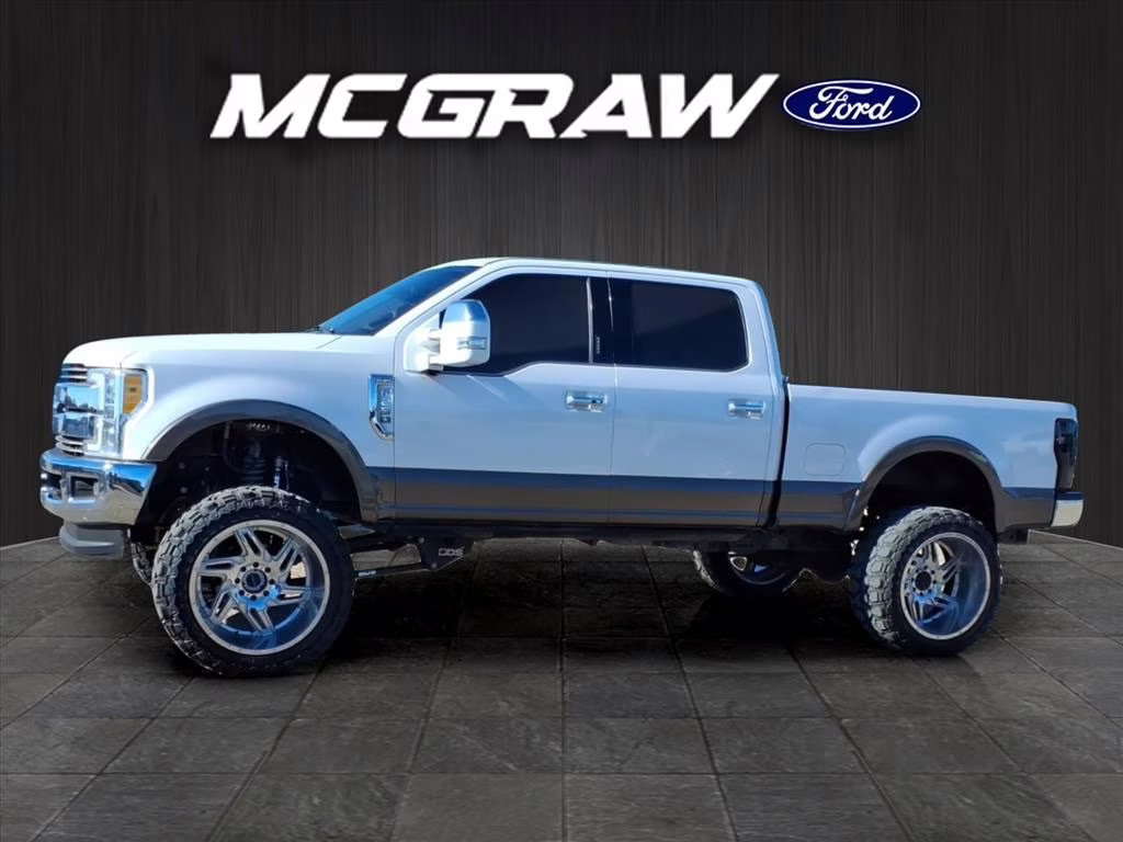 2017 White Platinum Ford Super Duty F-250 SRW King Ranch 4X4 Truck