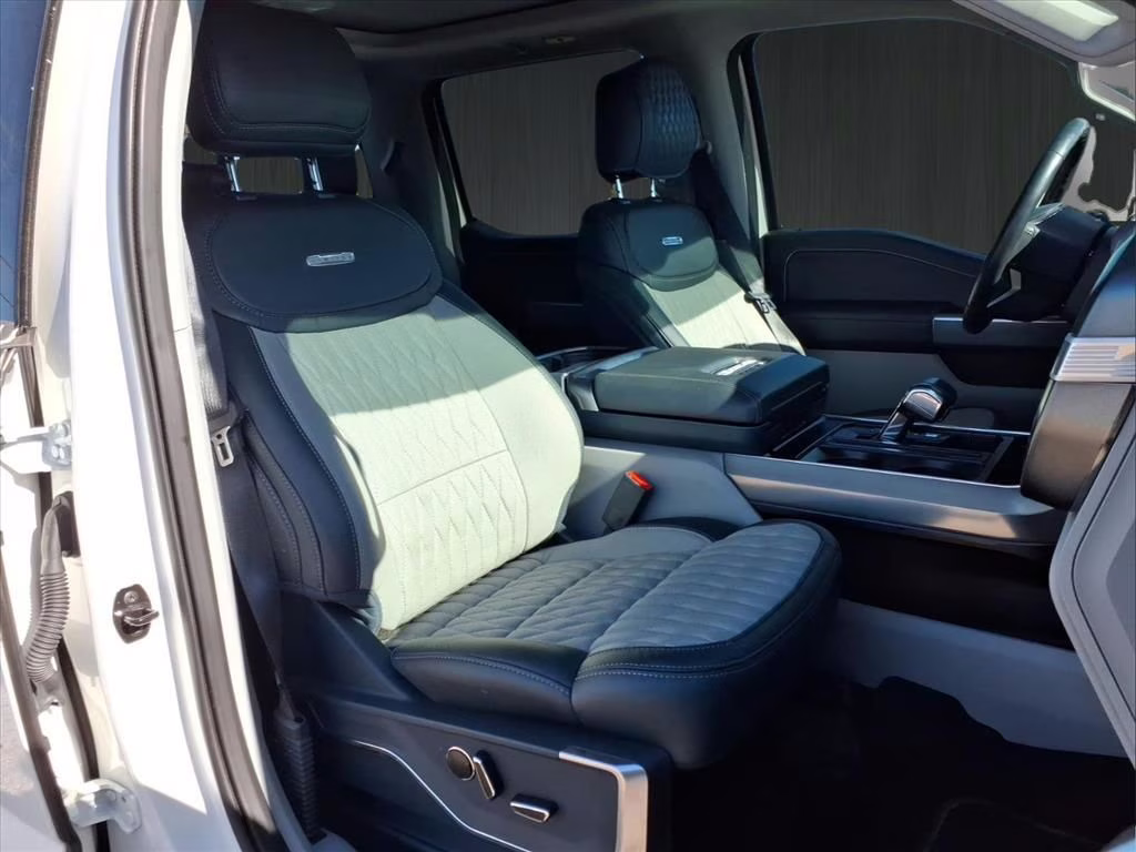 2023 White Metallic Ford F-150 Limited 4X4 Truck