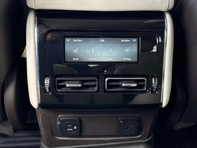 2020 Radiance Metallic Lincoln Aviator Black Label AWD SUV