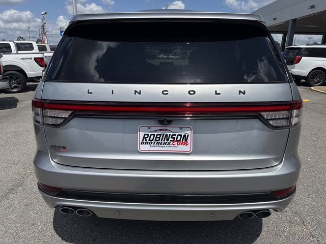 2020 Radiance Metallic Lincoln Aviator Black Label AWD SUV