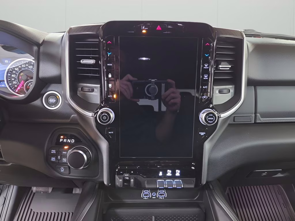 2026 Granite Crystal Metallic Clearcoat Ram 1500 Big Horn/Lone Star 4X4 Truck