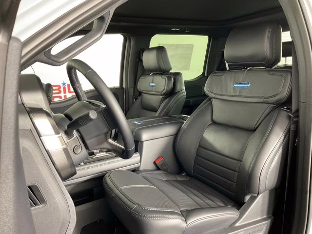 2026 Avalanche Ford Super Duty F-250 SRW Platinum 4X4 Truck