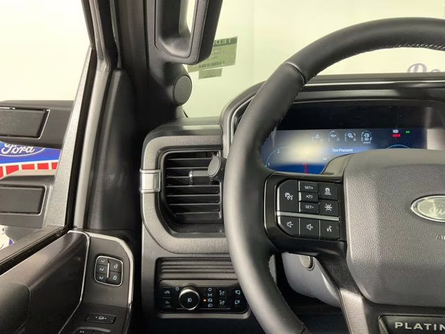 2026 Avalanche Ford Super Duty F-250 SRW Platinum 4X4 Truck