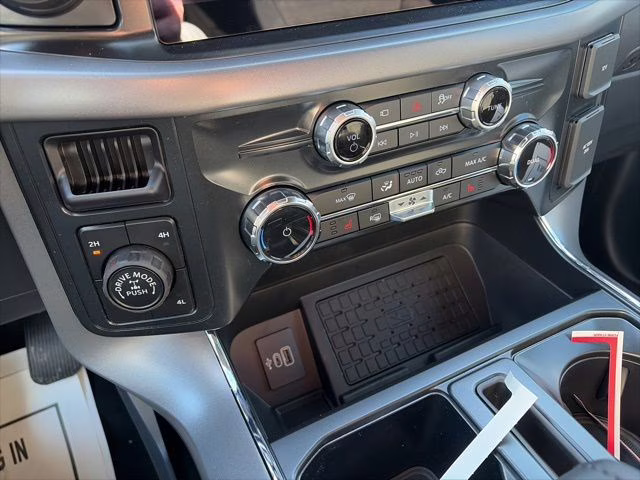 2025 Gray Metallic Ford F-150 XLT 4X4 Truck