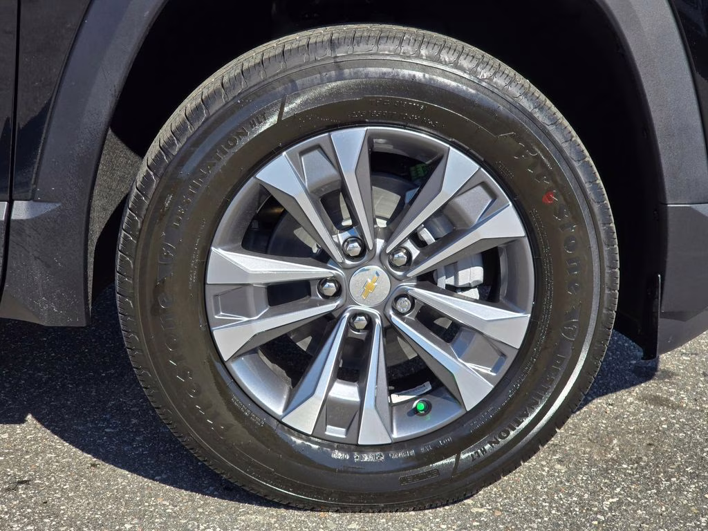 2026 Mosaic Black Metallic Chevrolet Equinox LT FWD SUV