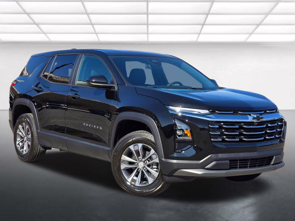 2026 Mosaic Black Metallic Chevrolet Equinox LT FWD SUV