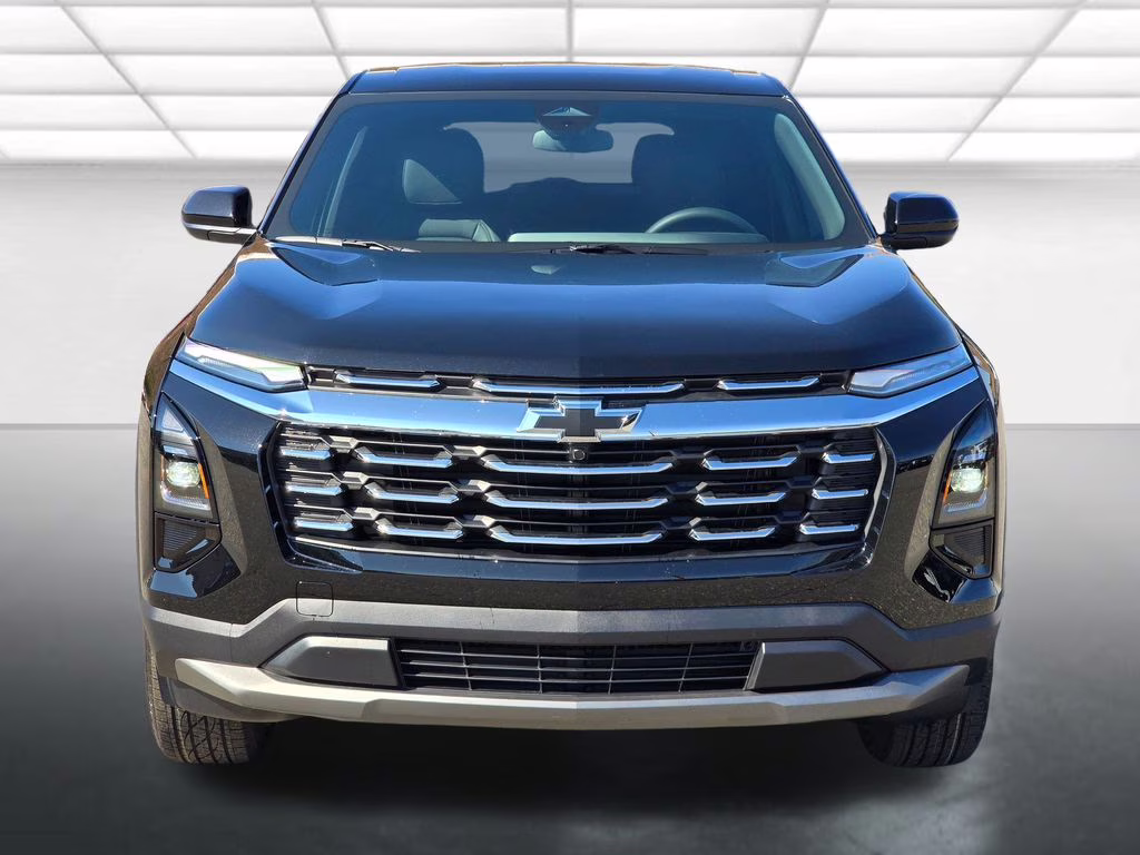 2026 Mosaic Black Metallic Chevrolet Equinox LT FWD SUV