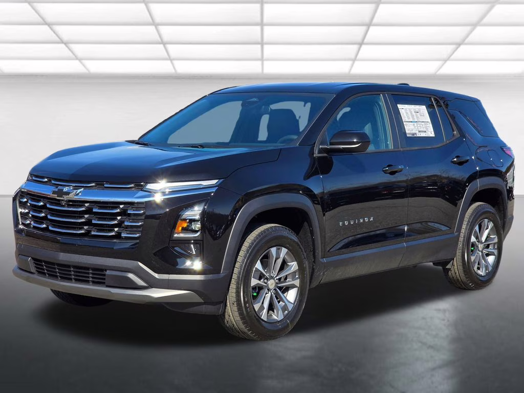 2026 Mosaic Black Metallic Chevrolet Equinox LT FWD SUV
