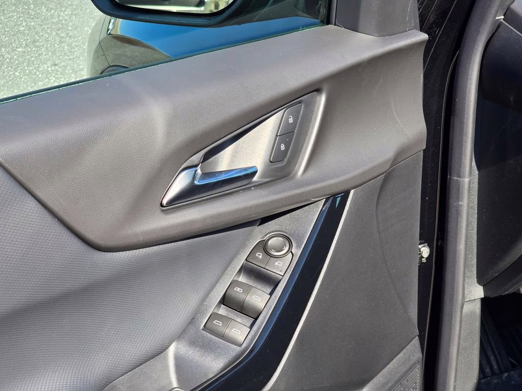 2026 Mosaic Black Metallic Chevrolet Equinox LT FWD SUV