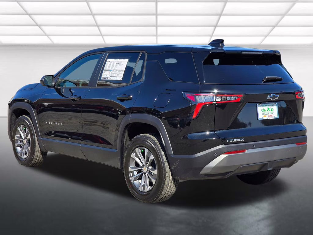 2026 Mosaic Black Metallic Chevrolet Equinox LT FWD SUV