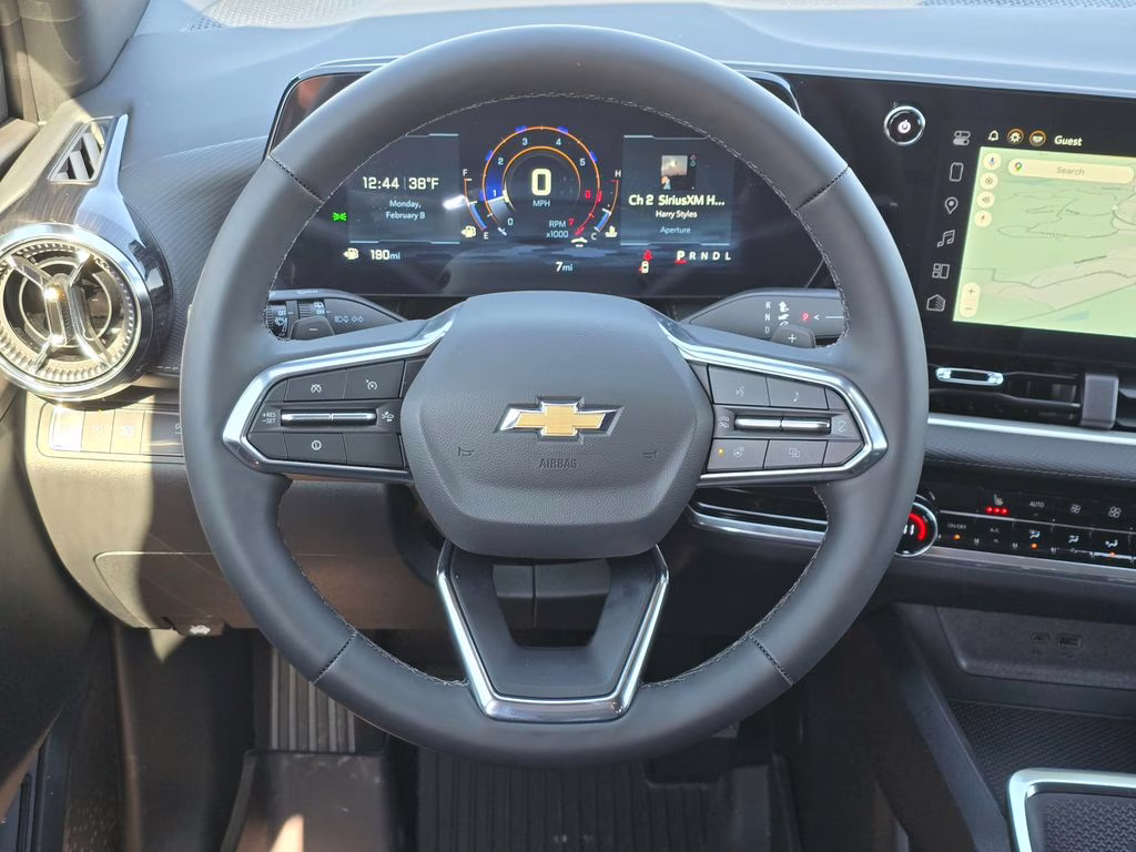 2026 Mosaic Black Metallic Chevrolet Equinox LT FWD SUV