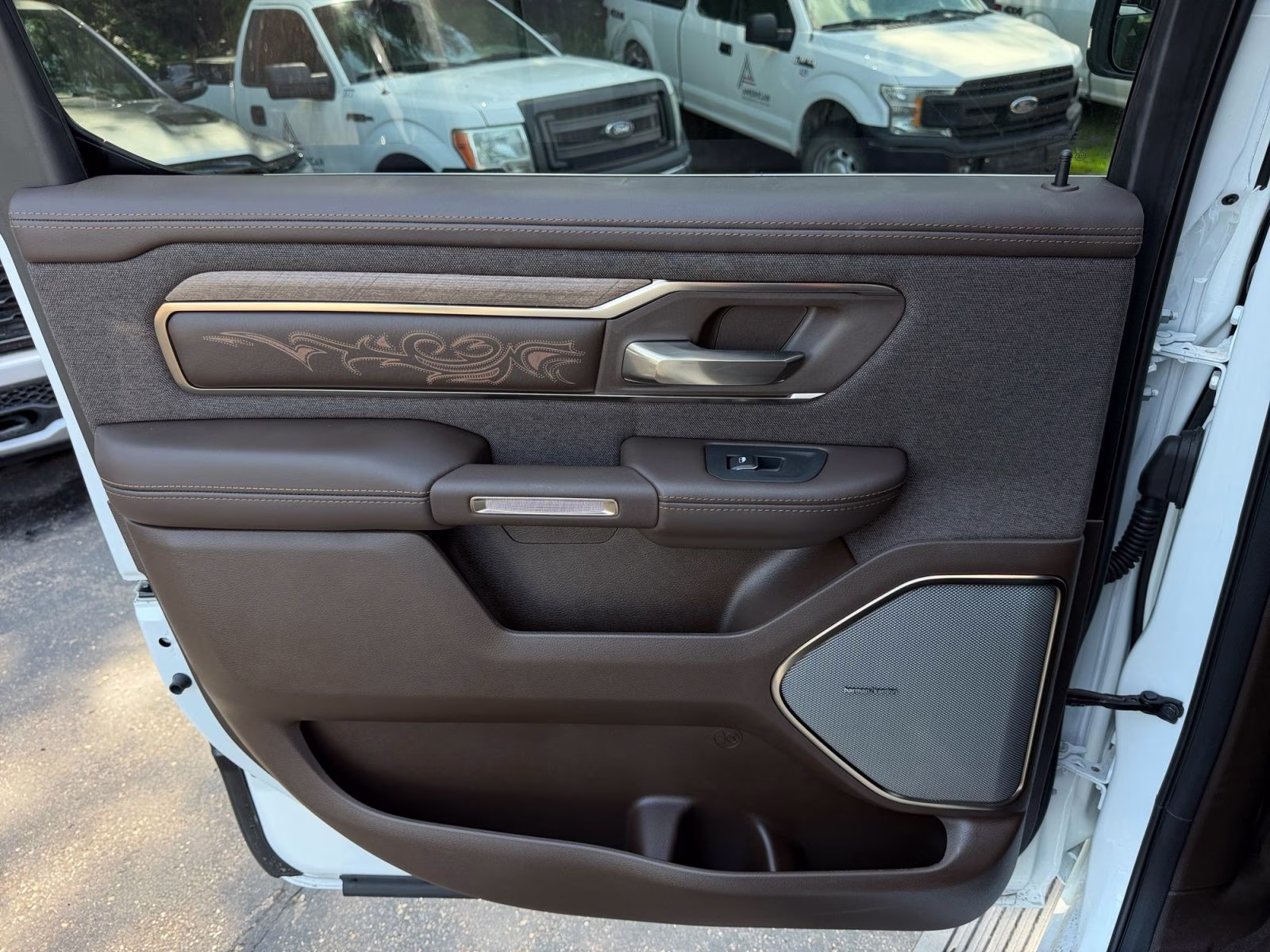 2026 Ivory White Tri-Coat Pearlcoat Ram 1500 Limited 4X4 Truck