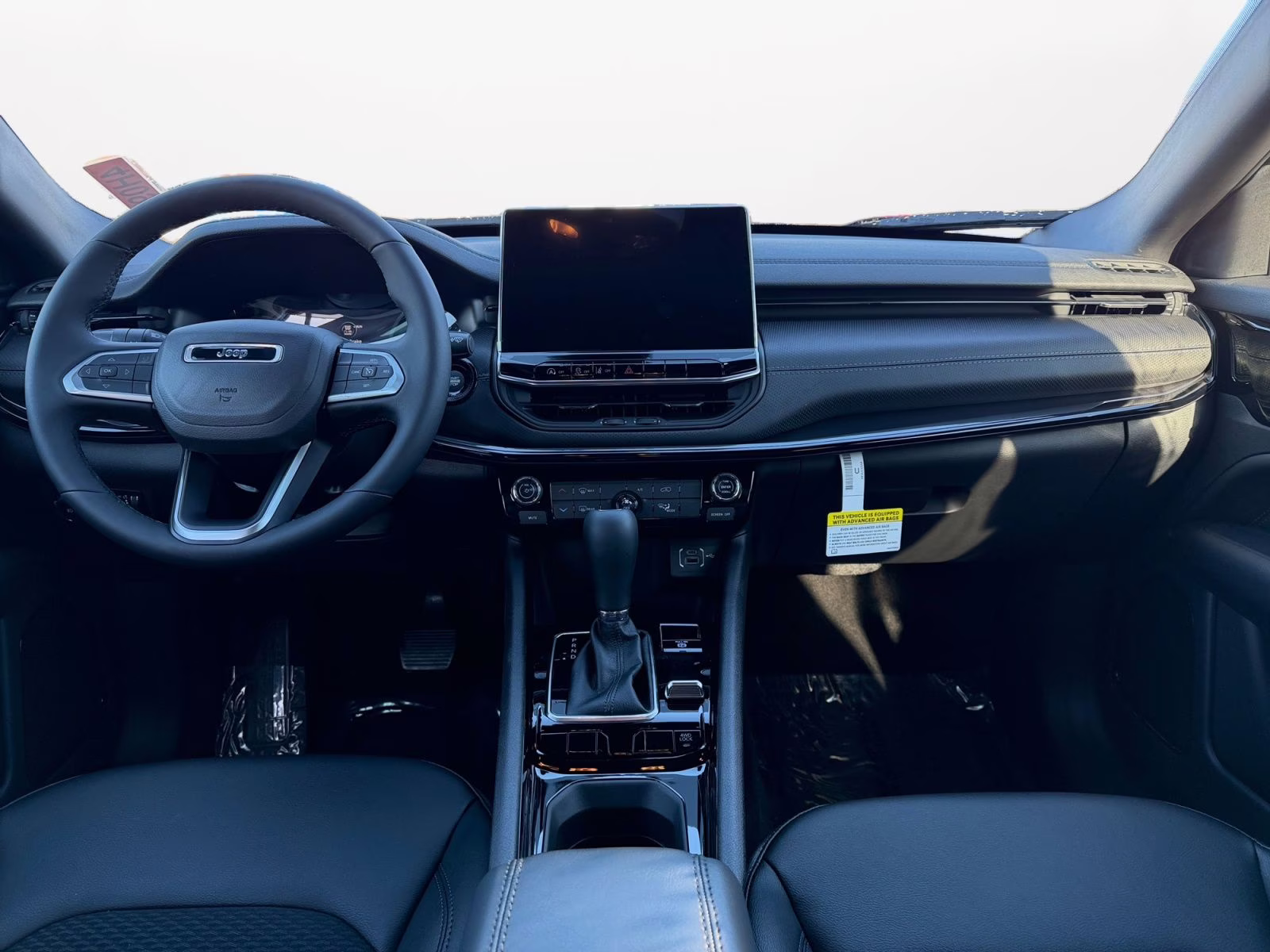 2026 Diamond Black Crystal Pearlcoat Jeep Compass Latitude 4X4 SUV