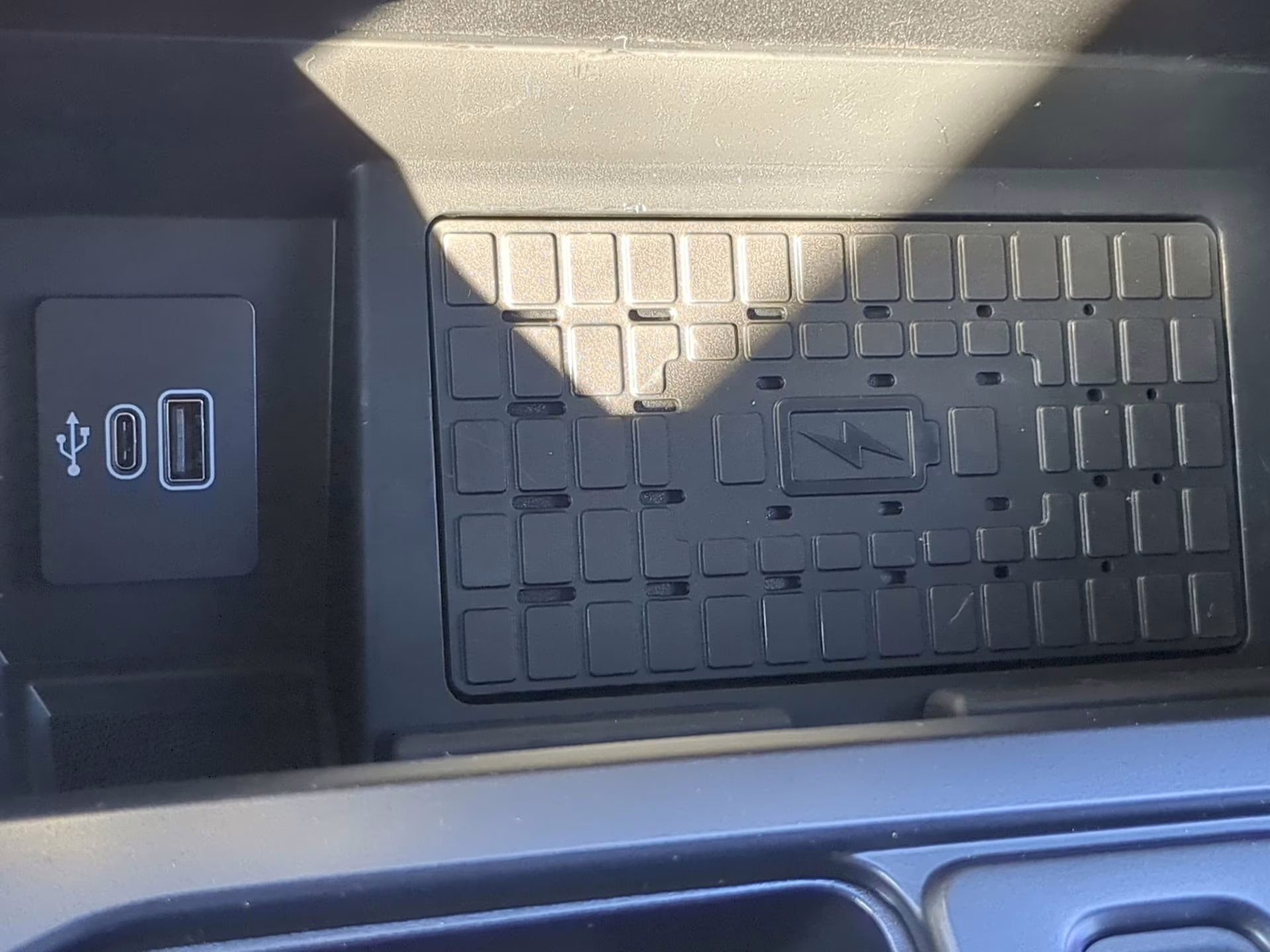 2026 Agate Black Metallic Ford F-150 XLT Crew Cab Pickup 4X4 Truck