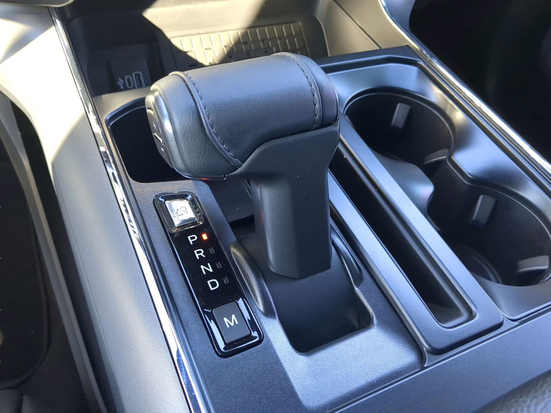 2026 Agate Black Metallic Ford F-150 XLT Crew Cab Pickup 4X4 Truck