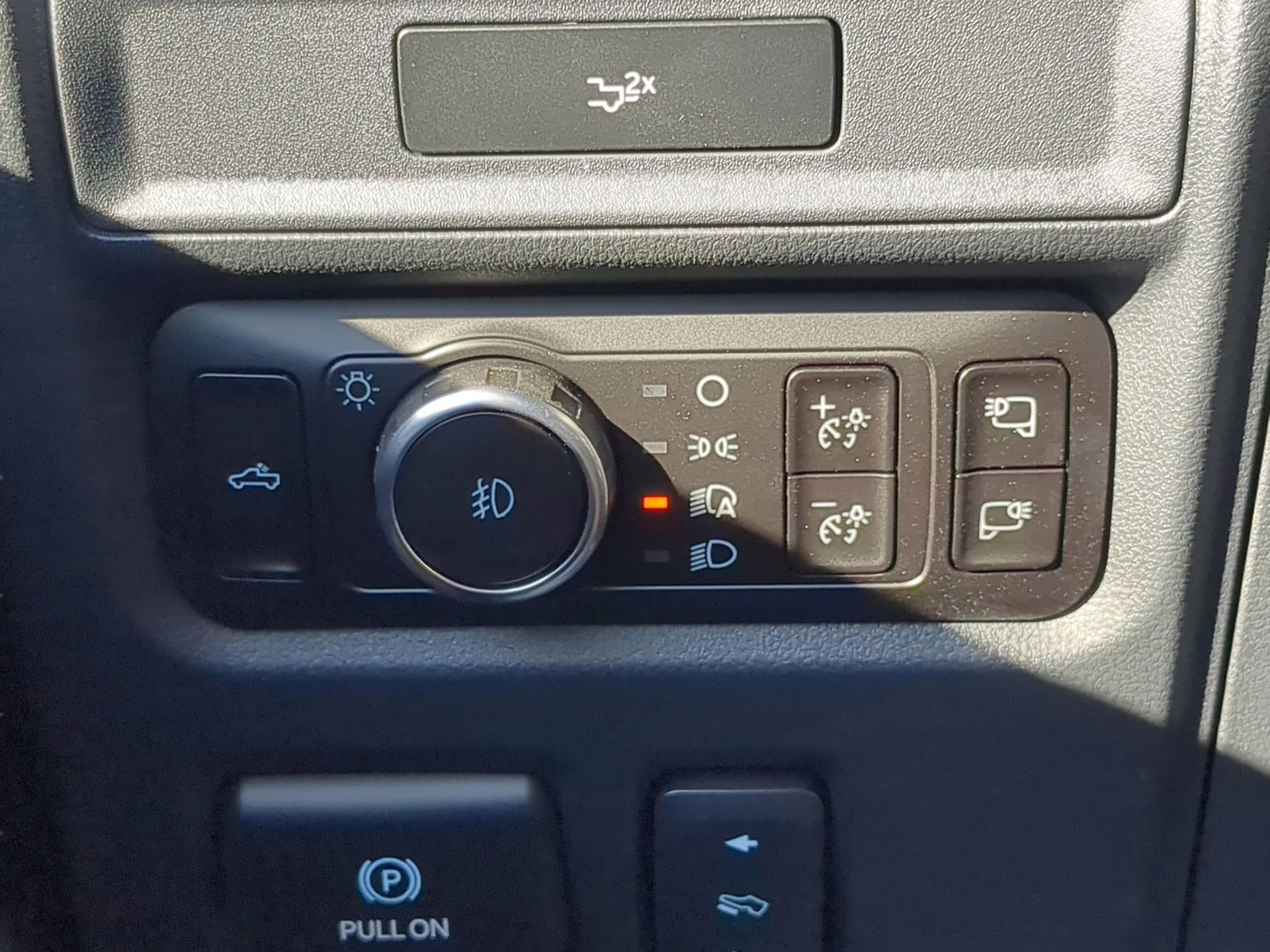 2026 Agate Black Metallic Ford F-150 XLT Crew Cab Pickup 4X4 Truck