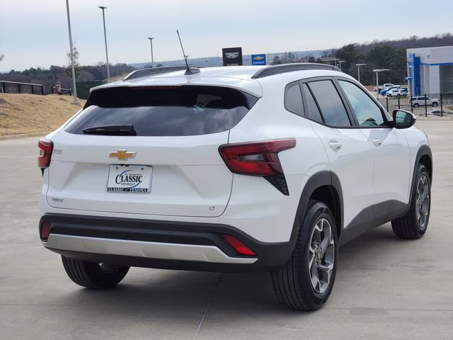 2026 Summit White Chevrolet Trax LT FWD SUV