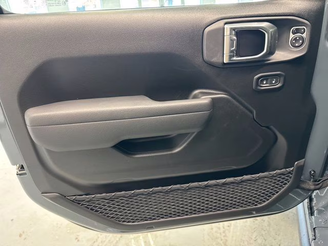 2026 Anvil Clear Coat Jeep Wrangler Willys 4X4 SUV