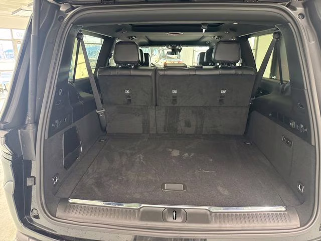 2026 High Gloss Black Jeep Grand Wagoneer L Summit Obsidian 4X4 SUV