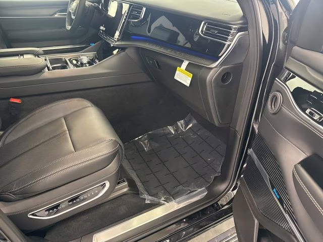 2026 High Gloss Black Jeep Grand Wagoneer L Summit Obsidian 4X4 SUV