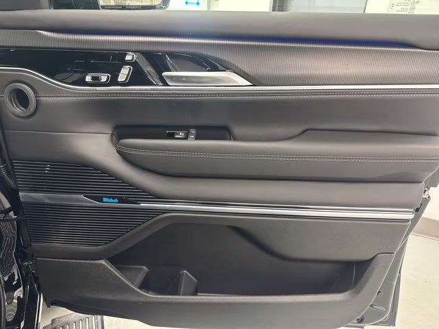 2026 High Gloss Black Jeep Grand Wagoneer L Summit Obsidian 4X4 SUV