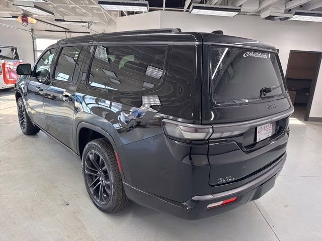 2026 High Gloss Black Jeep Grand Wagoneer L Summit Obsidian 4X4 SUV