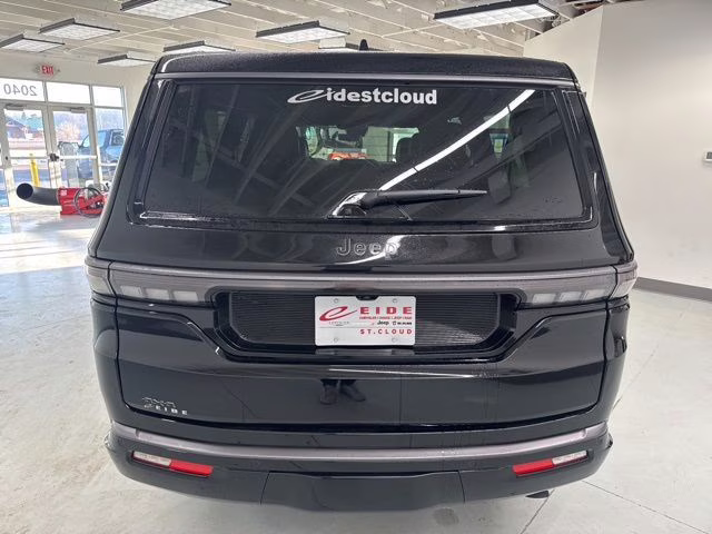 2026 High Gloss Black Jeep Grand Wagoneer L Summit Obsidian 4X4 SUV