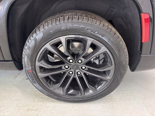 2026 High Gloss Black Jeep Grand Wagoneer L Summit Obsidian 4X4 SUV