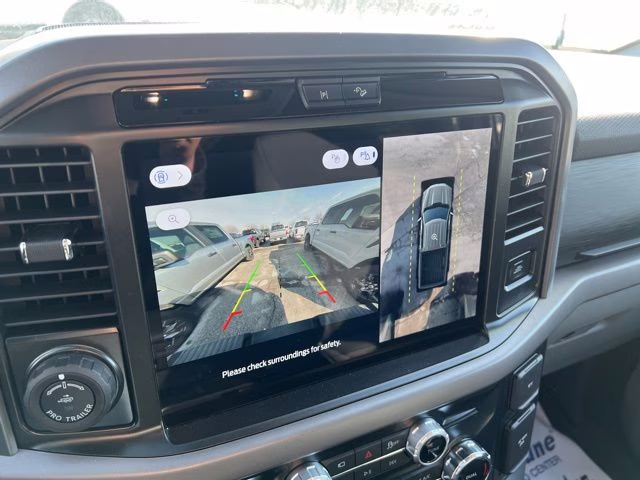 2025 White Metallic Ford F-150 XLT 4X4 Truck