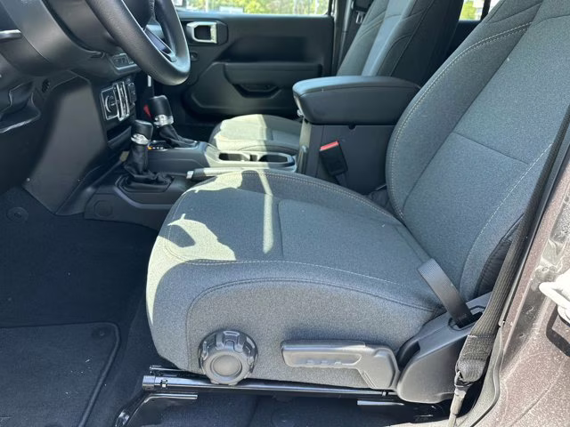 2026 Granite Crystal Metallic Clearcoat Jeep Wrangler Sport 4X4 Convertible