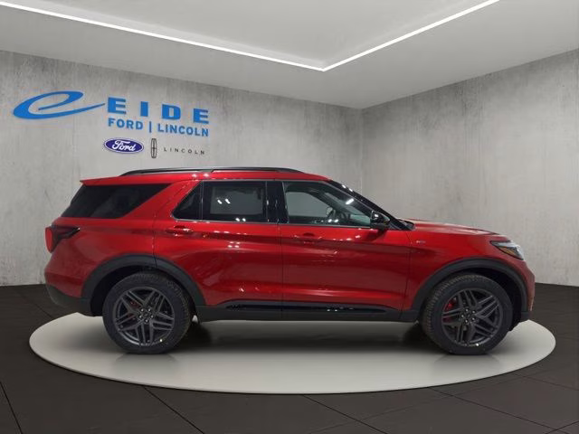 2026 Rapid Red Metallic Tinted Clearcoat Ford Explorer ST-Line 4X4 SUV