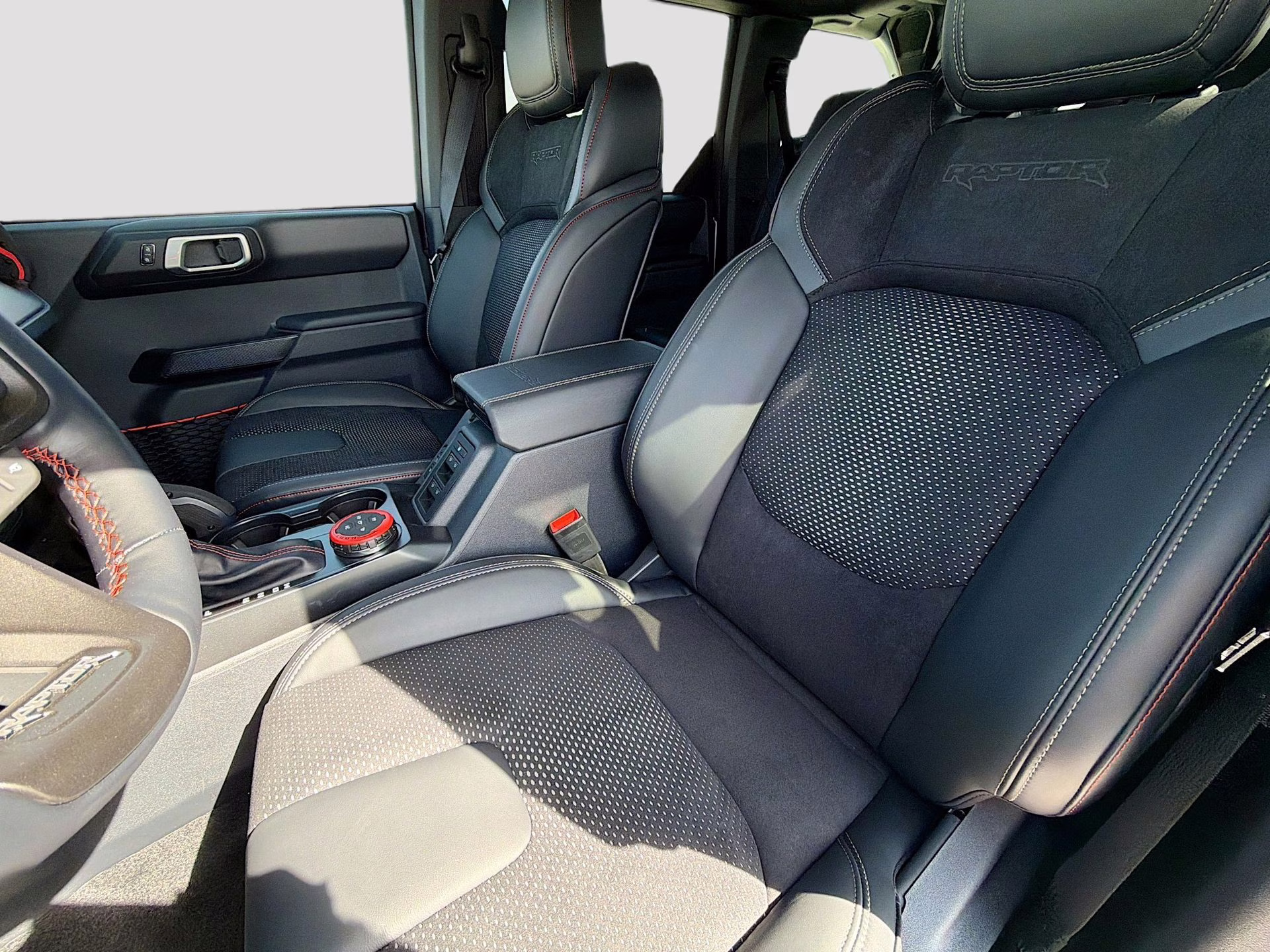 2025 Oxford White Ford Bronco Raptor 4X4 SUV