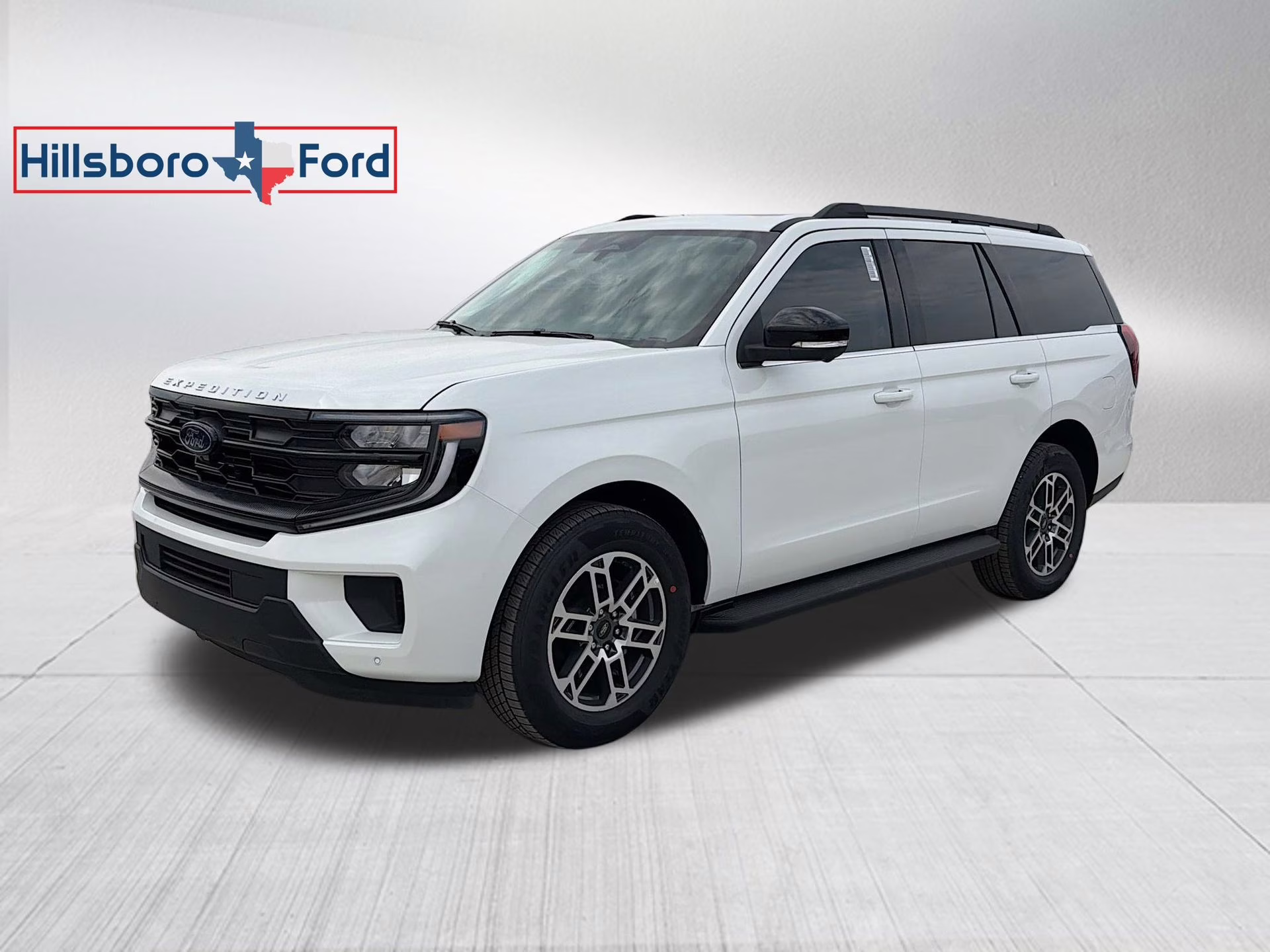 2026 Star White Metallic Tri-Coat Ford Expedition Active RWD SUV