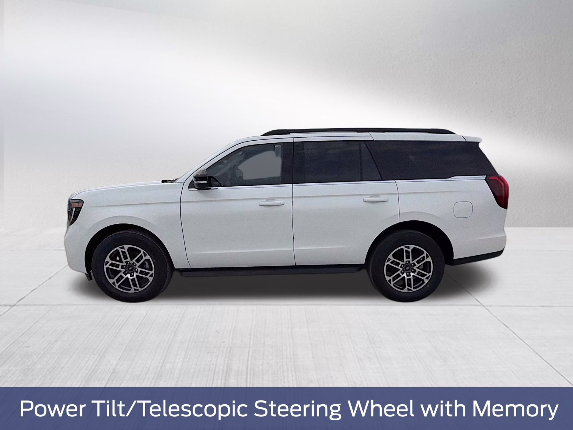 2026 Star White Metallic Tri-Coat Ford Expedition Active RWD SUV